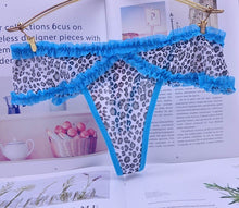 Load image into Gallery viewer, Christmas gift Cotton Snowflakes white Women's Sexy Thongs G-string Underwear Panties Briefs For Ladies T-back 1pcs/lot zhx13