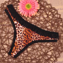 Load image into Gallery viewer, Christmas gift Cotton Snowflakes white Women's Sexy Thongs G-string Underwear Panties Briefs For Ladies T-back 1pcs/lot zhx13