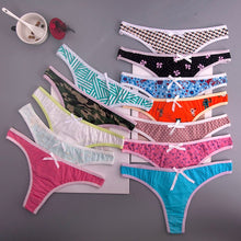 Load image into Gallery viewer, Christmas gift Cotton Snowflakes white Women's Sexy Thongs G-string Underwear Panties Briefs For Ladies T-back 1pcs/lot zhx13