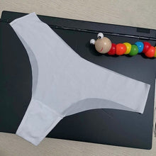 Load image into Gallery viewer, Christmas gift Cotton Snowflakes white Women's Sexy Thongs G-string Underwear Panties Briefs For Ladies T-back 1pcs/lot zhx13

