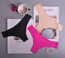 Load image into Gallery viewer, Christmas gift Cotton Snowflakes white Women's Sexy Thongs G-string Underwear Panties Briefs For Ladies T-back 1pcs/lot zhx13
